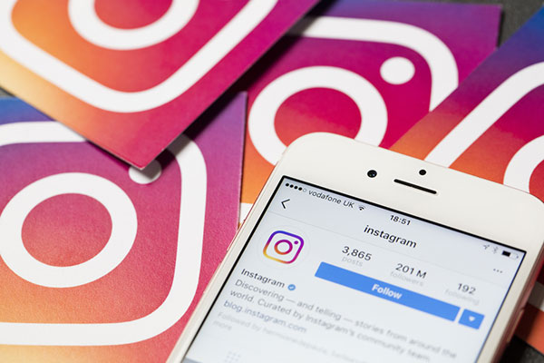 instagram to reach a large audience